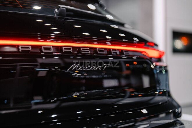 Porsche  2025, 0 km - 2.0 l - Bakı