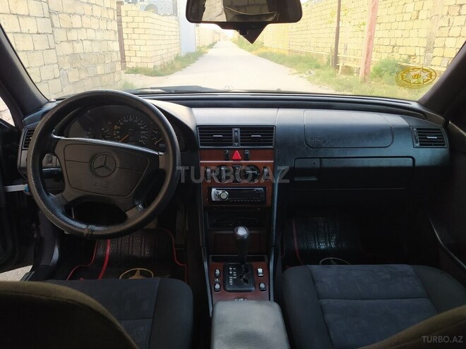 Mercedes C 200 1997, 345,000 km - 2.0 l - Bakı