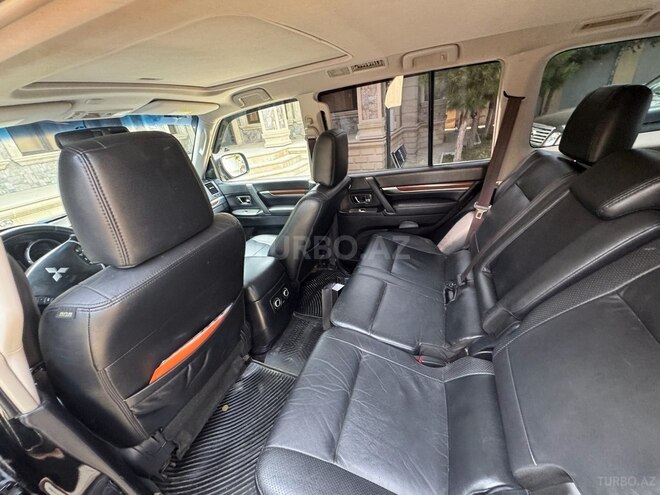 Mitsubishi Pajero 2011, 193,000 km - 3.5 л - Gəncə