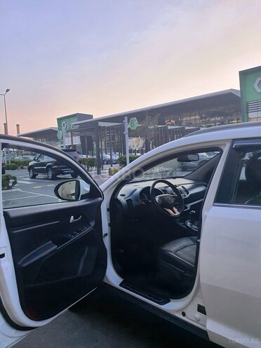 Kia Sportage 2013, 133,500 km - 2.0 l - Bakı