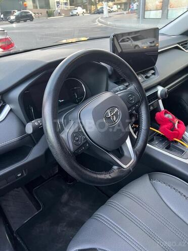 Toyota RAV4 2023, 23,700 km - 2.0 л - Bakı