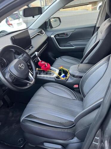 Toyota RAV4 2023, 23,700 km - 2.0 л - Bakı