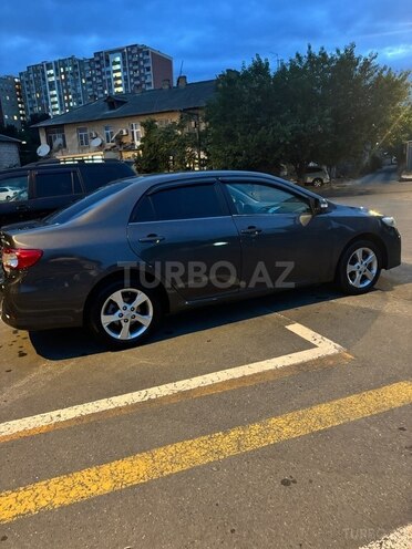 Toyota Corolla 2012, 247,000 km - 1.6 л - Bakı