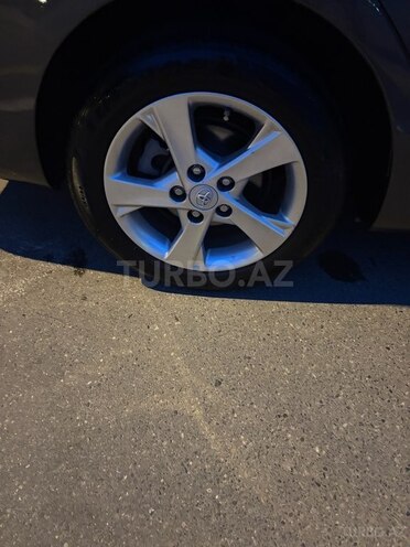 Toyota Corolla 2012, 247,000 km - 1.6 л - Bakı