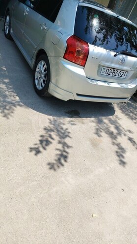 Toyota Corolla 2006, 285,000 km - 1.4 l - Bakı