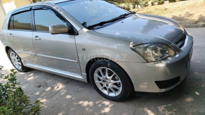 Toyota Corolla 2006, 285,000 km - 1.4 l - Bakı