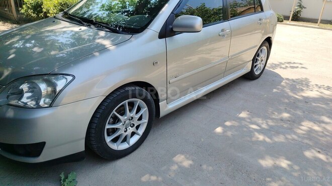 Toyota Corolla 2006, 285,000 km - 1.4 l - Bakı