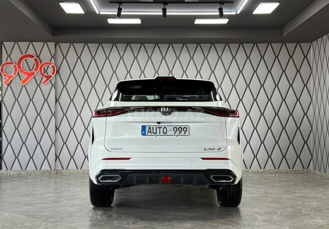 Changan Uni-Z-7