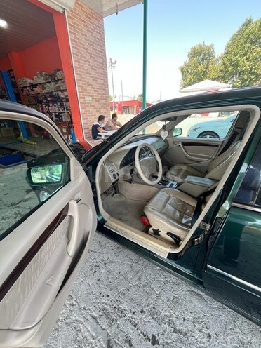 Mercedes C 240 1997, 360,000 km - 2.4 л - Ağdaş