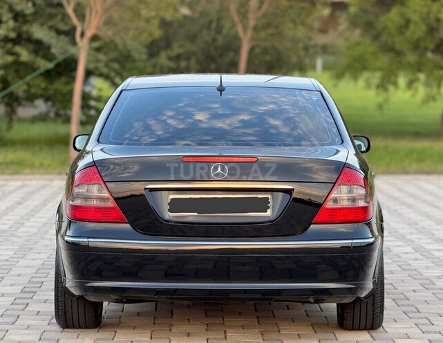 Mercedes E 240 2004, 199,142 km - 2.6 l - Bakı