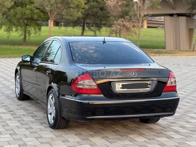 Mercedes E 240 2004, 199,142 km - 2.6 l - Bakı