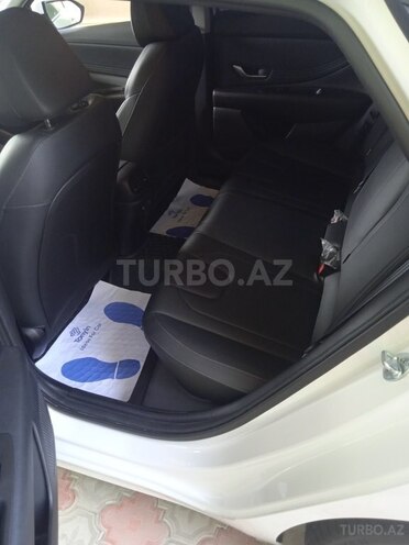 Hyundai Elantra 2024, 11,295 km - 1.6 л - Bakı
