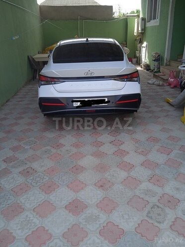 Hyundai Elantra 2024, 11,295 km - 1.6 л - Bakı