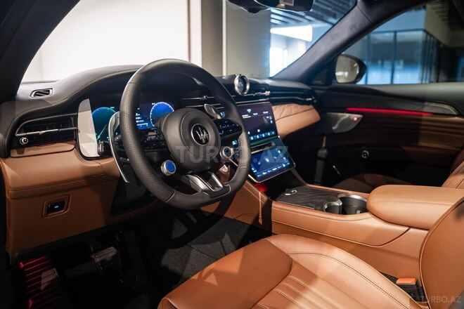 Maserati  2025, 0 km - 2.0 l - Bakı