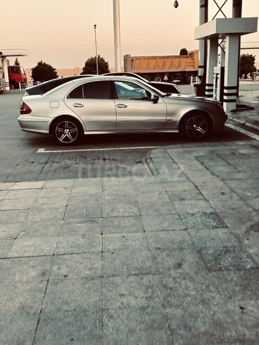 Mercedes E 220 d 2002, 402,000 km - 2.2 l - Salyan