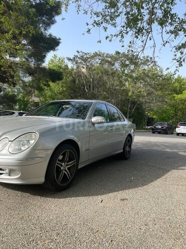 Mercedes E 220 d 2002, 402,000 km - 2.2 l - Salyan