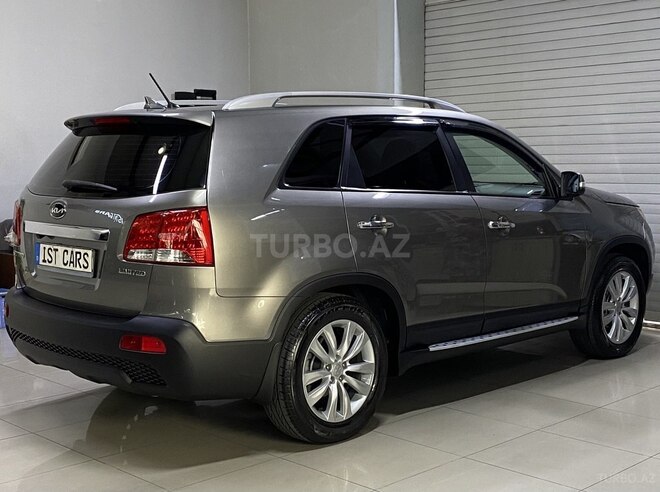 Kia Sorento 2009, 267,000 km - 2.0 l - Sumqayıt