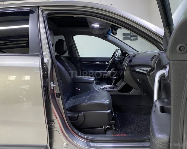 Kia Sorento 2009, 267,000 km - 2.0 l - Sumqayıt