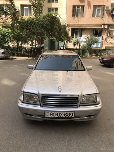 Mercedes C 200 1998, 320,000 km - 2.0 л - Bakı