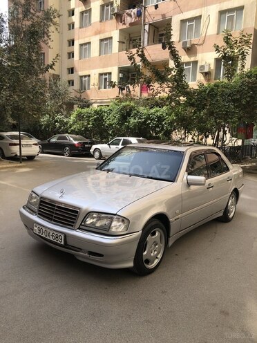 Mercedes C 200 1998, 320,000 km - 2.0 л - Bakı