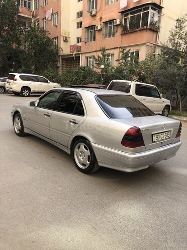 Mercedes C 200 1998, 320,000 km - 2.0 л - Bakı