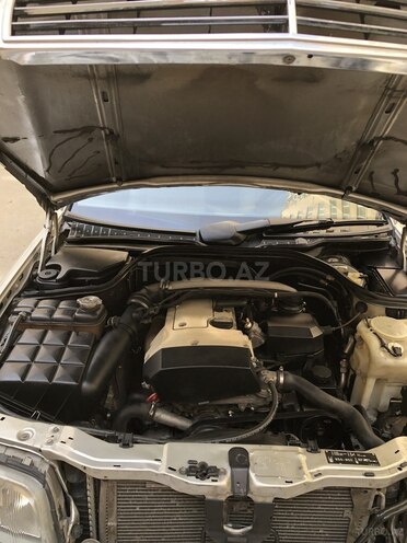 Mercedes C 200 1998, 320,000 km - 2.0 л - Bakı