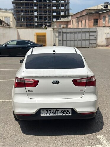 Kia Rio 2016, 131,000 km - 1.6 l - Bakı