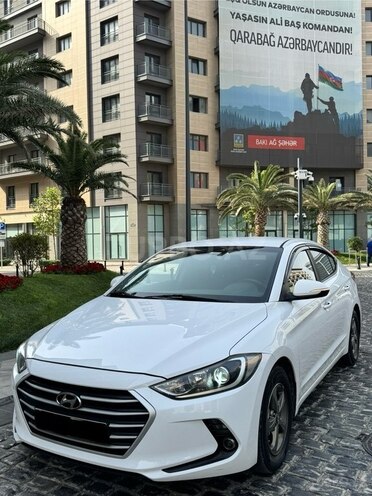 Hyundai Avante 2016, 204,888 km - 1.5 l - Bakı