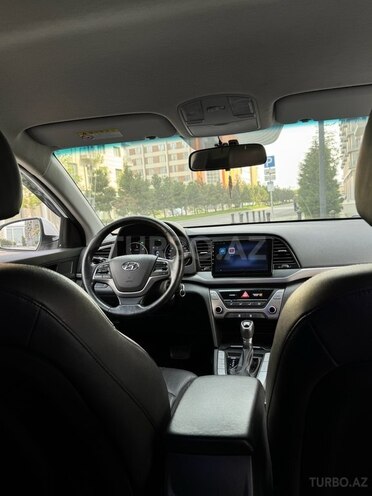 Hyundai Avante 2016, 204,888 km - 1.5 l - Bakı