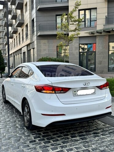 Hyundai Avante 2016, 204,888 km - 1.5 l - Bakı
