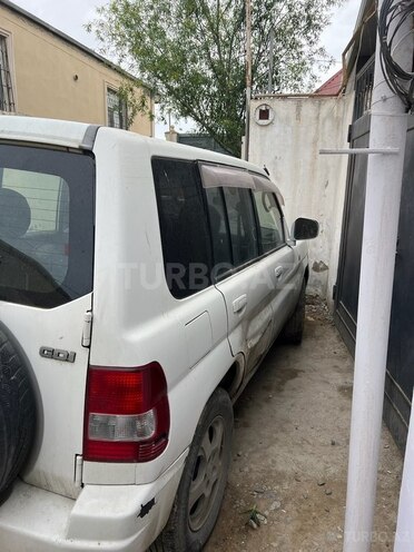 Mitsubishi Pajero io 1999, 300,000 km - 1.8 l - Bakı