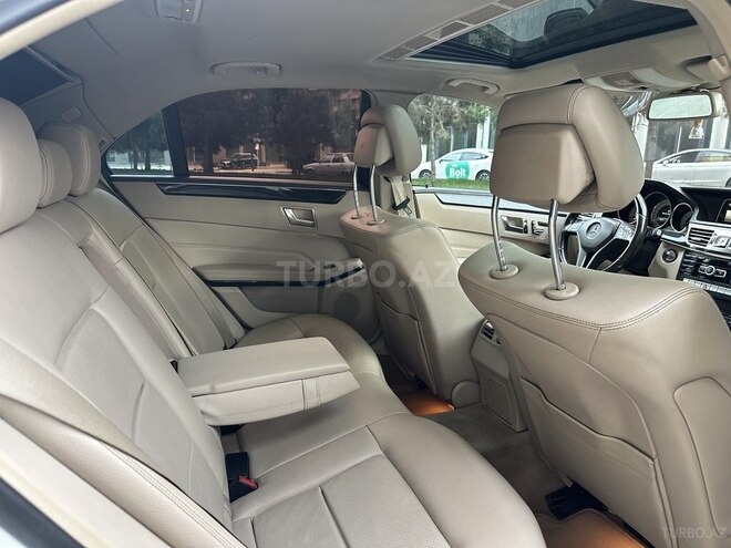 Mercedes E 350 2014, 131,000 km - 3.5 l - Bakı