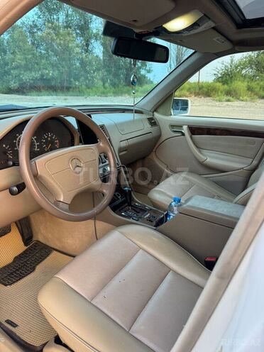 Mercedes C 230 2000, 275,000 km - 2.3 l - Ağdaş