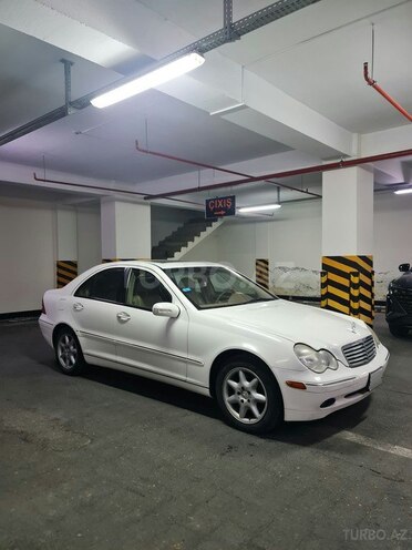 Mercedes  2002, 256,950 km - 2.6 л - Bakı