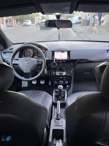 Opel Astra 2005, 240,000 km - 1.4 l - Bakı
