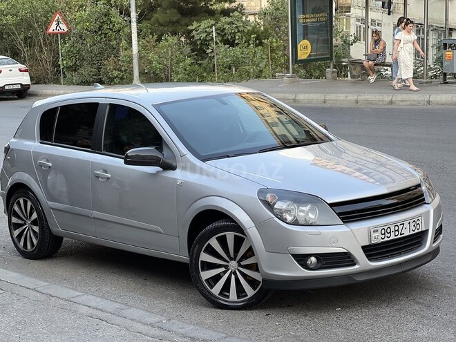 Opel Astra 2005, 240,000 km - 1.4 l - Bakı