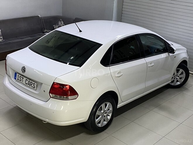 Volkswagen Polo 2013, 145,000 km - 1.6 l - Sumqayıt