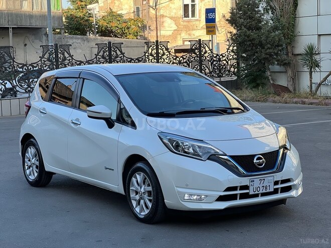 Nissan Note-4