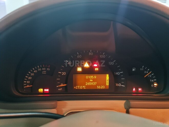 Mercedes  2002, 256,950 km - 2.6 л - Bakı