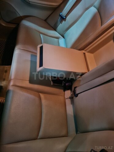 Mercedes  2002, 256,950 km - 2.6 л - Bakı