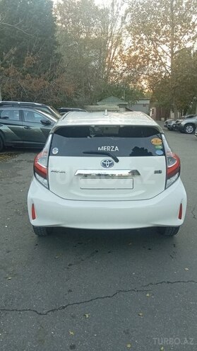 Toyota Aqua 2018, 125,000 km - 1.5 l - Bakı