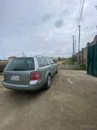 Volkswagen Passat 2004, 240,000 km - 1.8 l - Sumqayıt