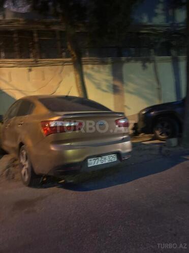Kia Rio 2011, 286,000 km - 1.2 л - Bakı
