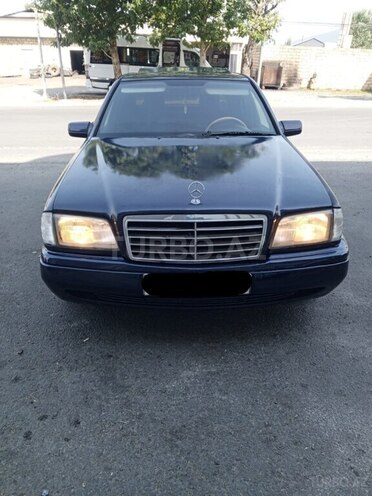 Mercedes C 200-2