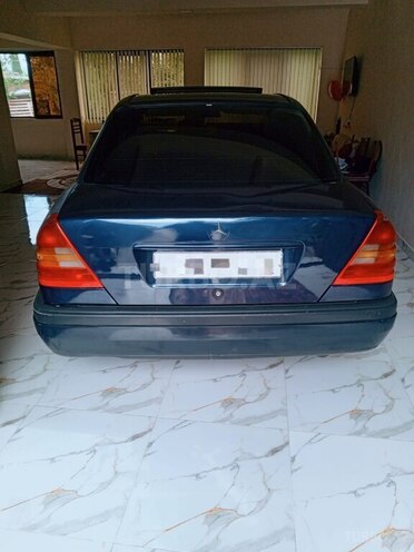 Mercedes C 200-6