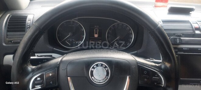 Skoda Octavia 2012, 227,000 km - 1.2 l - Bakı