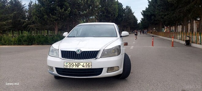 Skoda Octavia 2012, 227,000 km - 1.2 l - Bakı