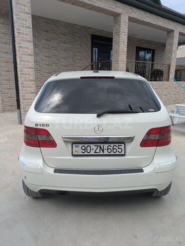 Mercedes B 180 2011, 126,000 km - 1.7 л - Bakı