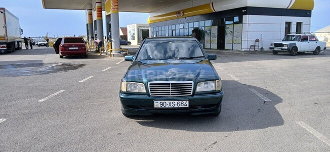 Mercedes C 180 1998, 260,000 km - 1.8 l - Sumqayıt