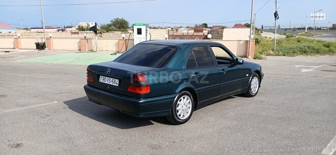 Mercedes C 180 1998, 260,000 km - 1.8 l - Sumqayıt